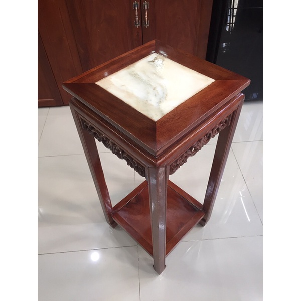 Ghế đôn vuông mặt ghế 35 x35 cm, kết hợp giữa gỗ và đá chân có đế, phun bóng, thích hợp kê tượng phật, chậu hoa