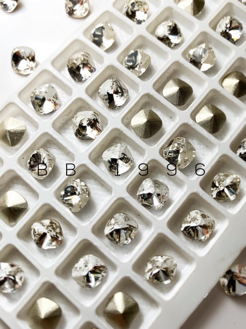 Đá khối vuông  Cao Cấp nail