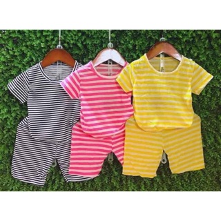 Combo 5 bộ 2 áo khoát 20 quần 300k