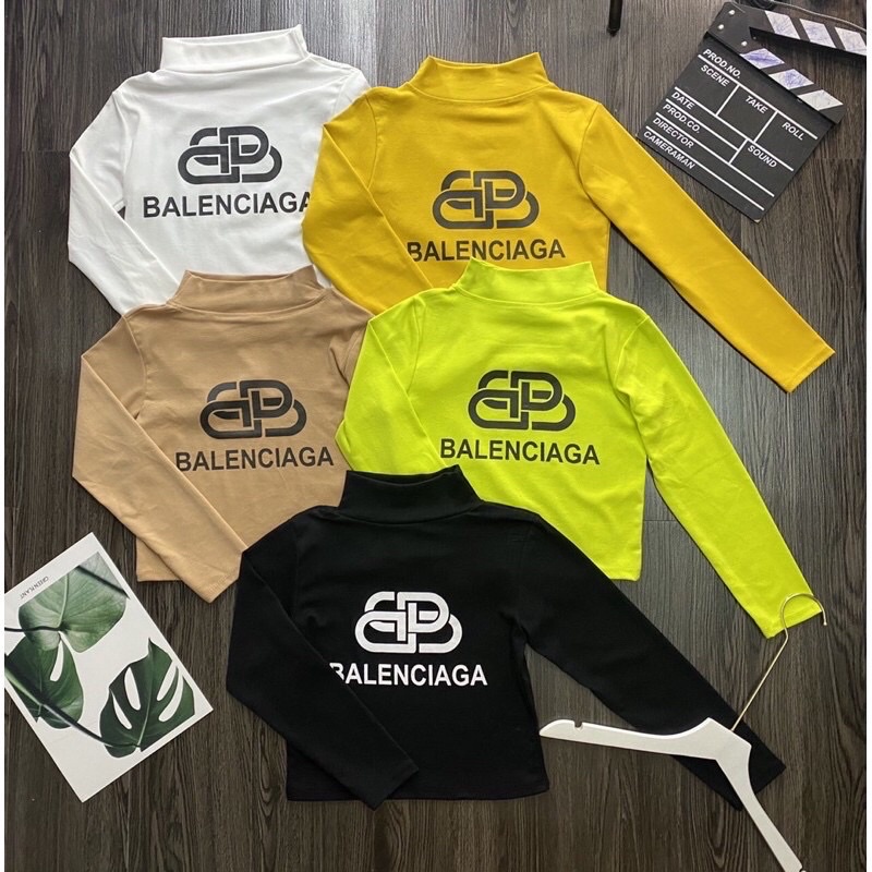 Croptop cổ lọ tay dài