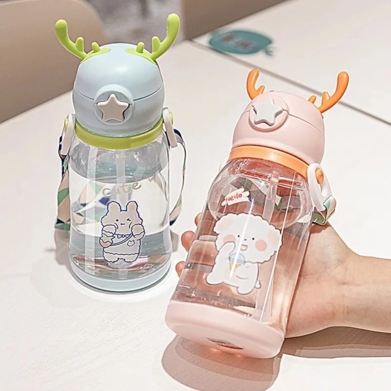 Bình Nước Nhựa Trong Suốt Kèm Ống Hút Màu Hồng Xinh Xắn Dành Cho Bé Gái