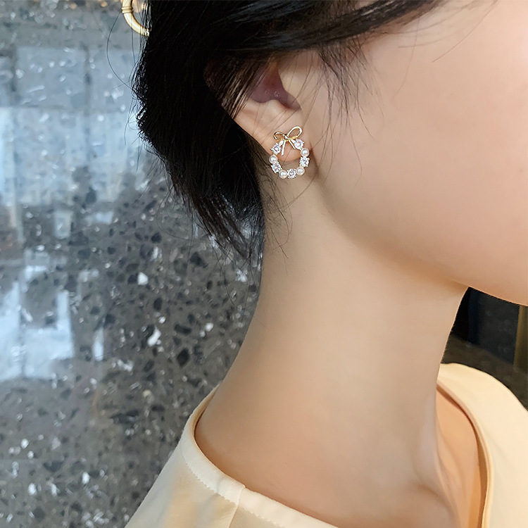 Khuyên tai nơ mạ bạc thiết kế xinh xắn thanh lịch