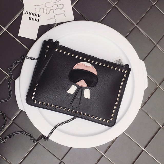 Clutch ông già fendi ( có video thật