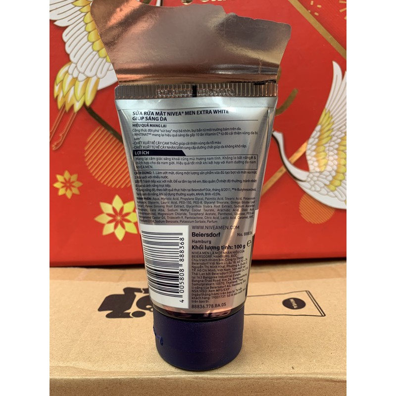 SỮA RỬA MẶT NIVEA MEN SÁNG DA & SẠCH SÂU 100g