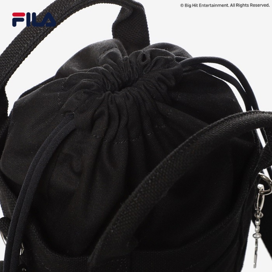 Túi xách bucket unisex Fila x BTS Now On - FS3BCD5B11X-BLK (20.5 x 16.5 x 16.5cm)