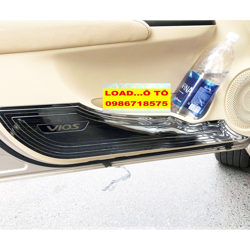 Bộ ốp Titan chống trầy xước Tapli, Táp li dành cho xe Vios 2023-2019 Vân Carbon, Vân Inox