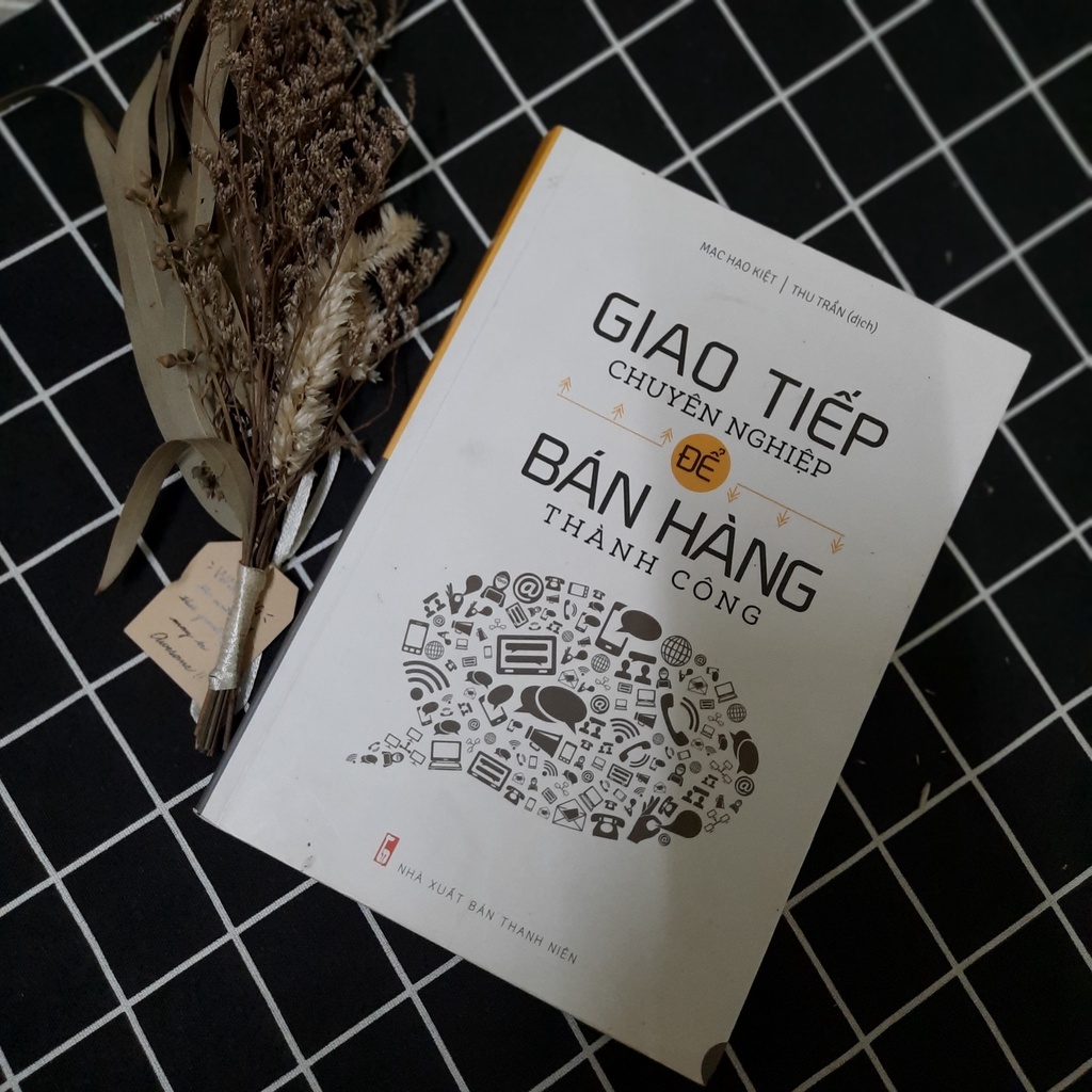 Sách: Combo 2 Cuốn Giao Tiếp Chuyên Nghiệp Để Bán Hàng Thành Công + 9 Bài Học Về Tài Ăn Nói Trong Bán Hàng