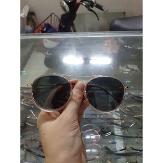 Mắt kính râm cận phân cực