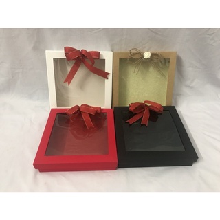 Hộp vuông mặt kiếng kích thước 20 x20 x 4cm đủ màu để quà tặng/son/mỹ phẩm /hộp