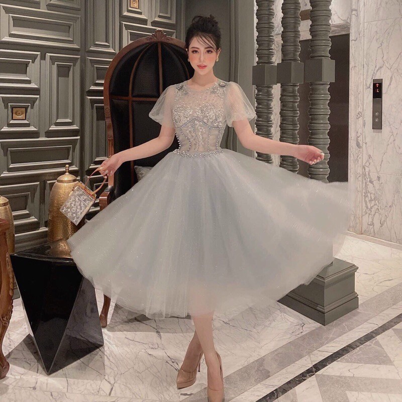 ĐẦM CÔNG CHÚA KẾT HOA VÀ CƯỜM