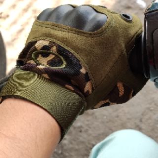 Găng tay tactical đa năng