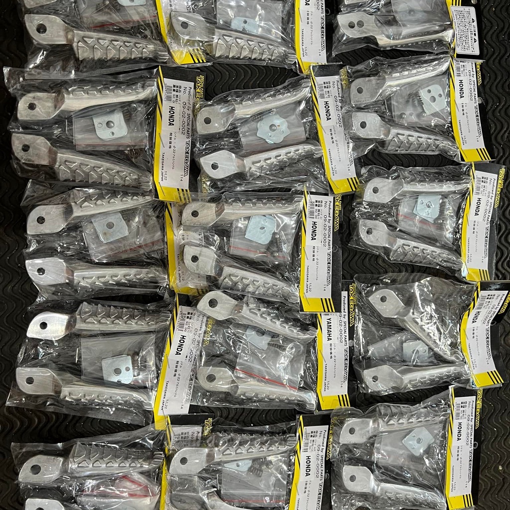 Gác chân Takegawa Wave, Sirius, Ex 150, Vario, Ex 135, Dream, Vision, Future, Ducati nhôm nguyên khối để chân sau xe máy