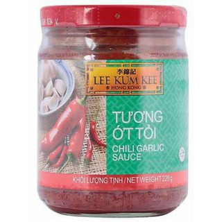 LEE KUM KEE _TƯƠNG TỎI ỚT hủ 240gram