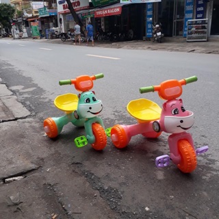 Xe đạp 3 bánh con bò cho bé có đèn và nhạc