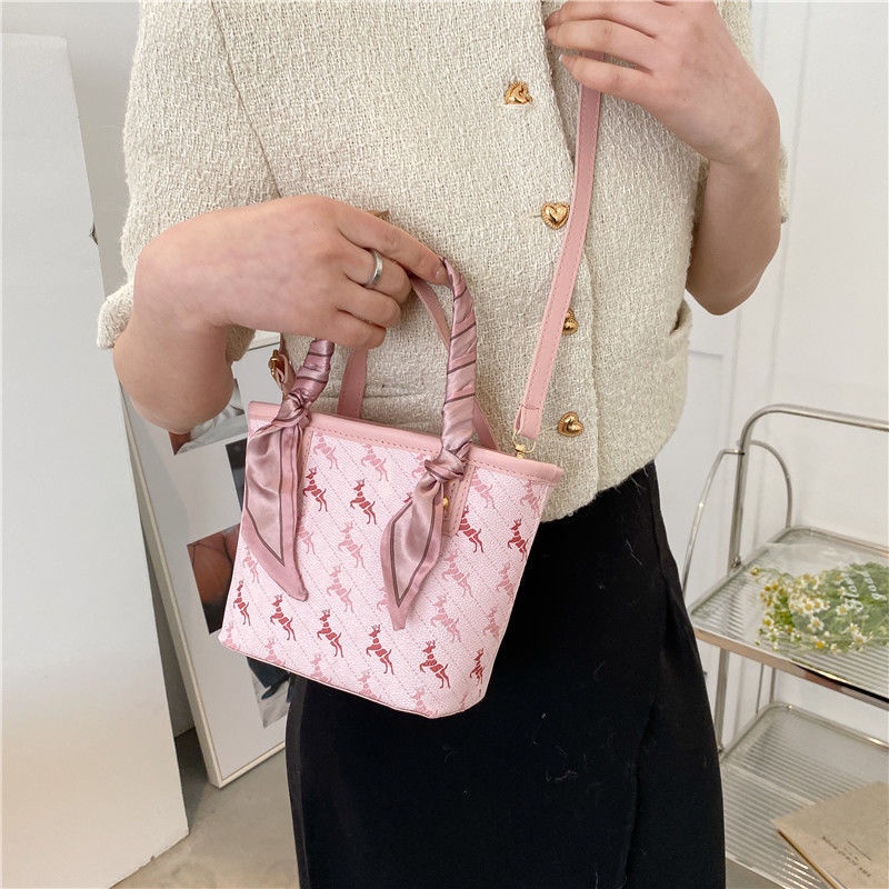 Túi Xách Đeo Vai Thời Trang Mùa Hè Hàng Mới Chất Lượng Cao Dành Cho Nữ