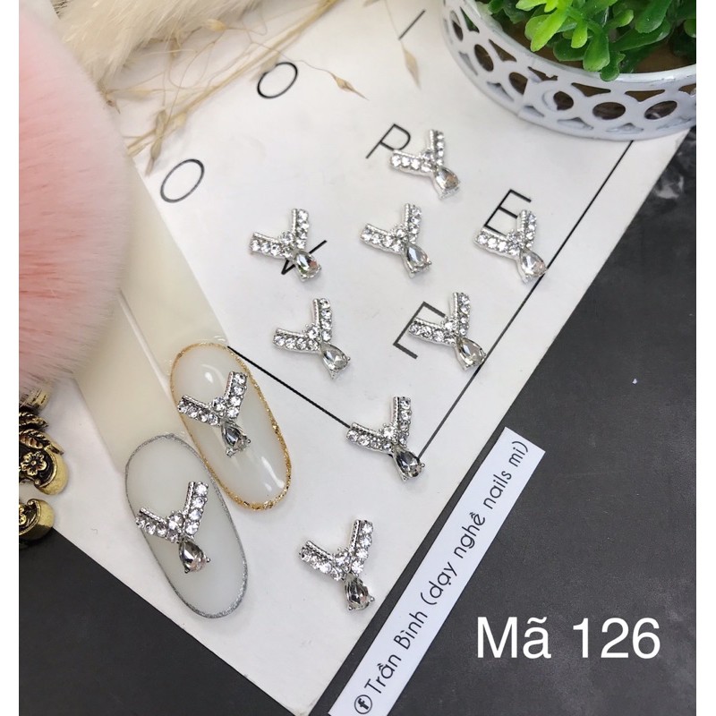 Charm gắn móng tay xịn mã 118-126