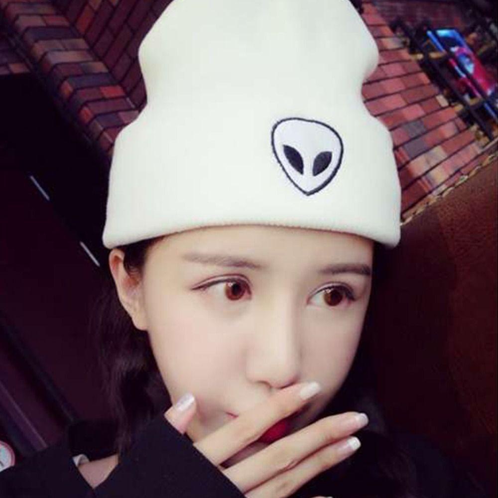 Mũ Beanie Mềm Mại Chống Lạnh Chống Gió Cho Nam