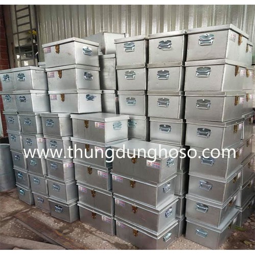 Hòm tôn nhỏ đựng đồ cá nhân , tặng kèm ổ khóa