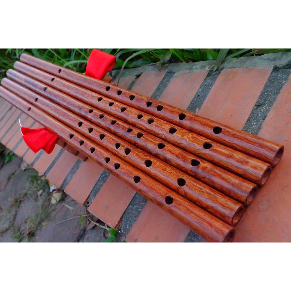 Sáo gỗ hương