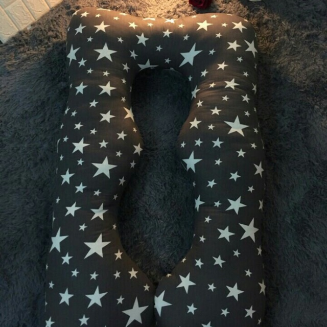 Gối ôm cho bà bầu