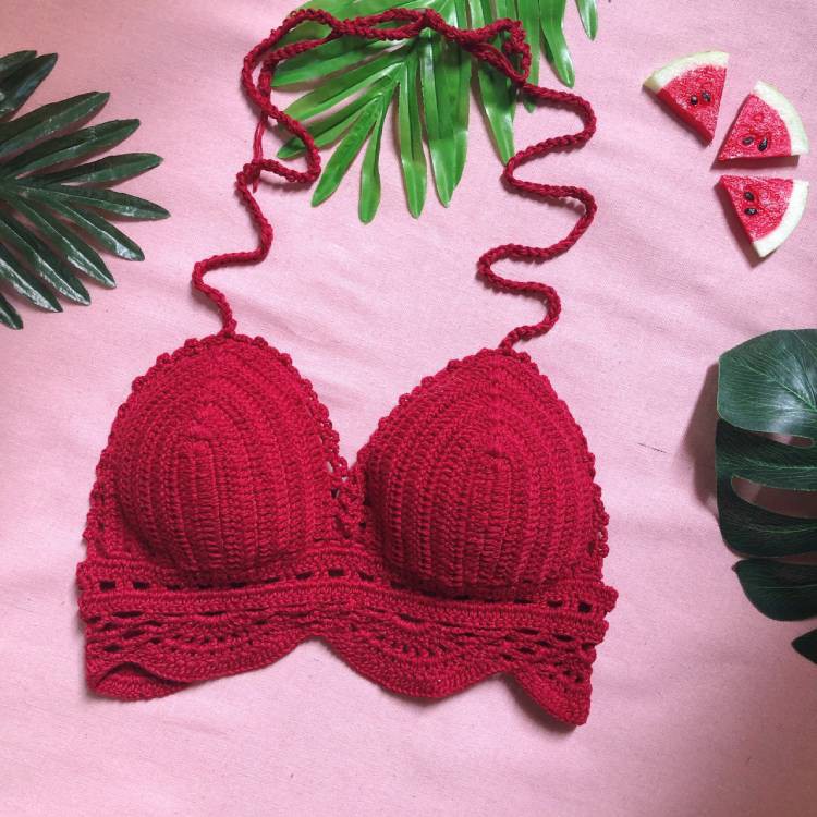 Có video - Áo yếm len móc bikini đỏ đô mặc đi biển đẹp