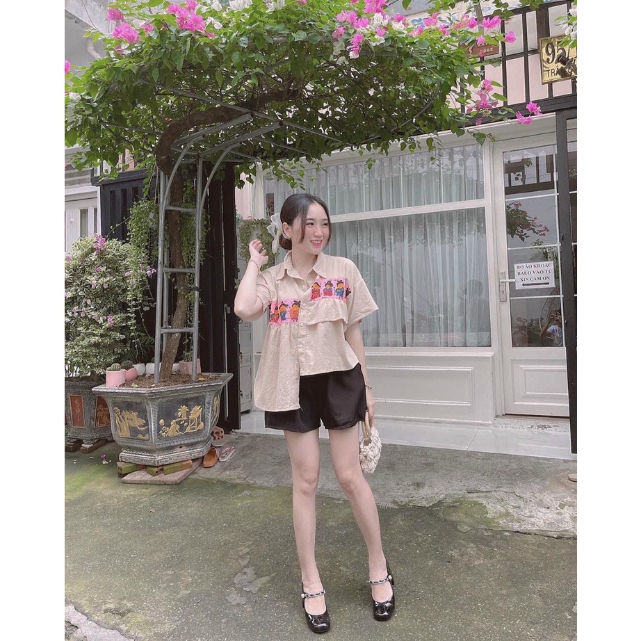 Set áo sơ mi lụa lệch vạc, quần thun ngố ôm màu đen, mặc đi chơi, mặc ra ngoài, mặc ở nhà cực xinh và dễ thương