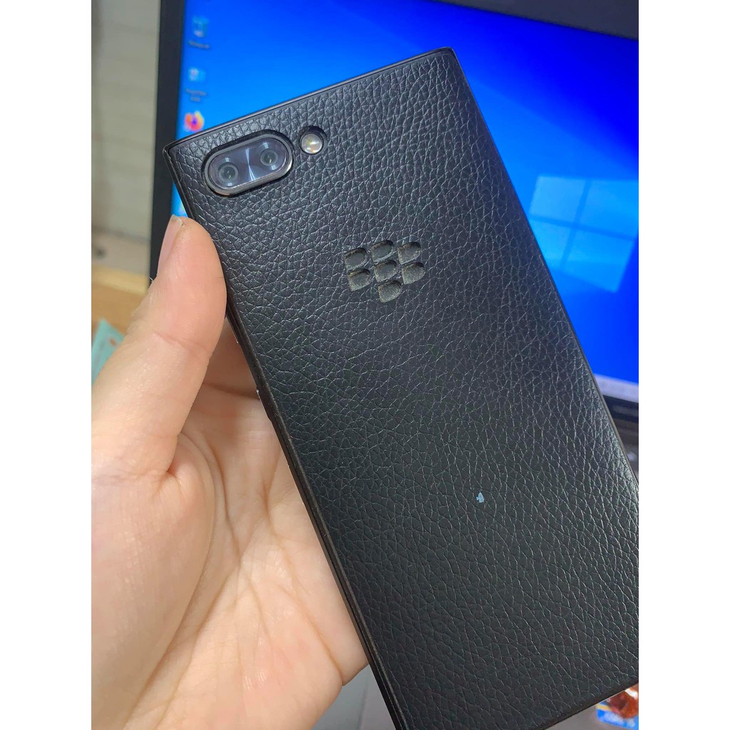 Dán da điện thoại Blackberry Key 2/ Key 2 LE trơn không các màu