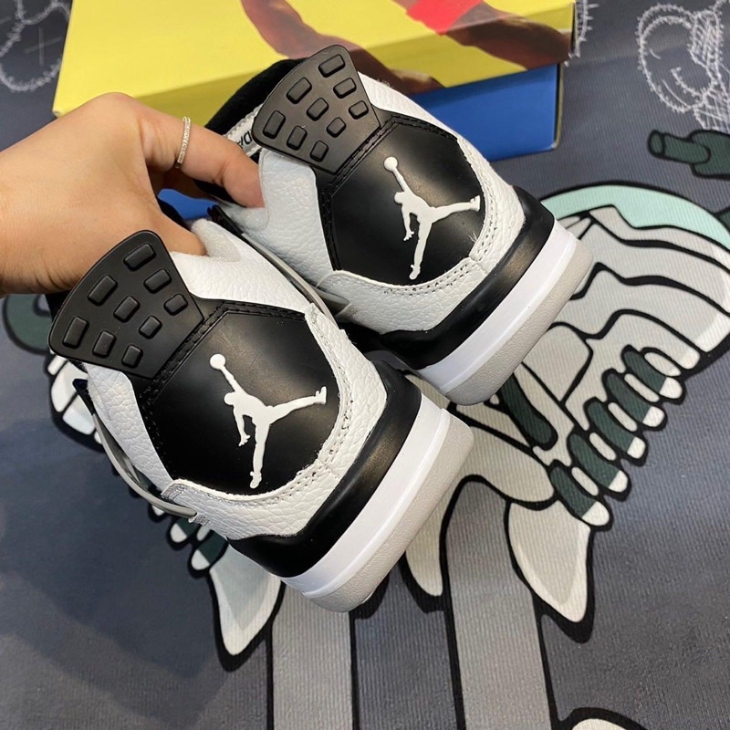 Giày Thể Thao 𝐀𝐢𝐫 𝐉𝐨𝐫𝐝𝐚𝐧 𝟒 𝐑𝐞𝐭𝐫𝐨 “𝐌𝐢𝐥𝐢𝐭𝐚𝐫𝐲 𝐁𝐥𝐚𝐜𝐤  giầy sneaker nam nữ siêu hot