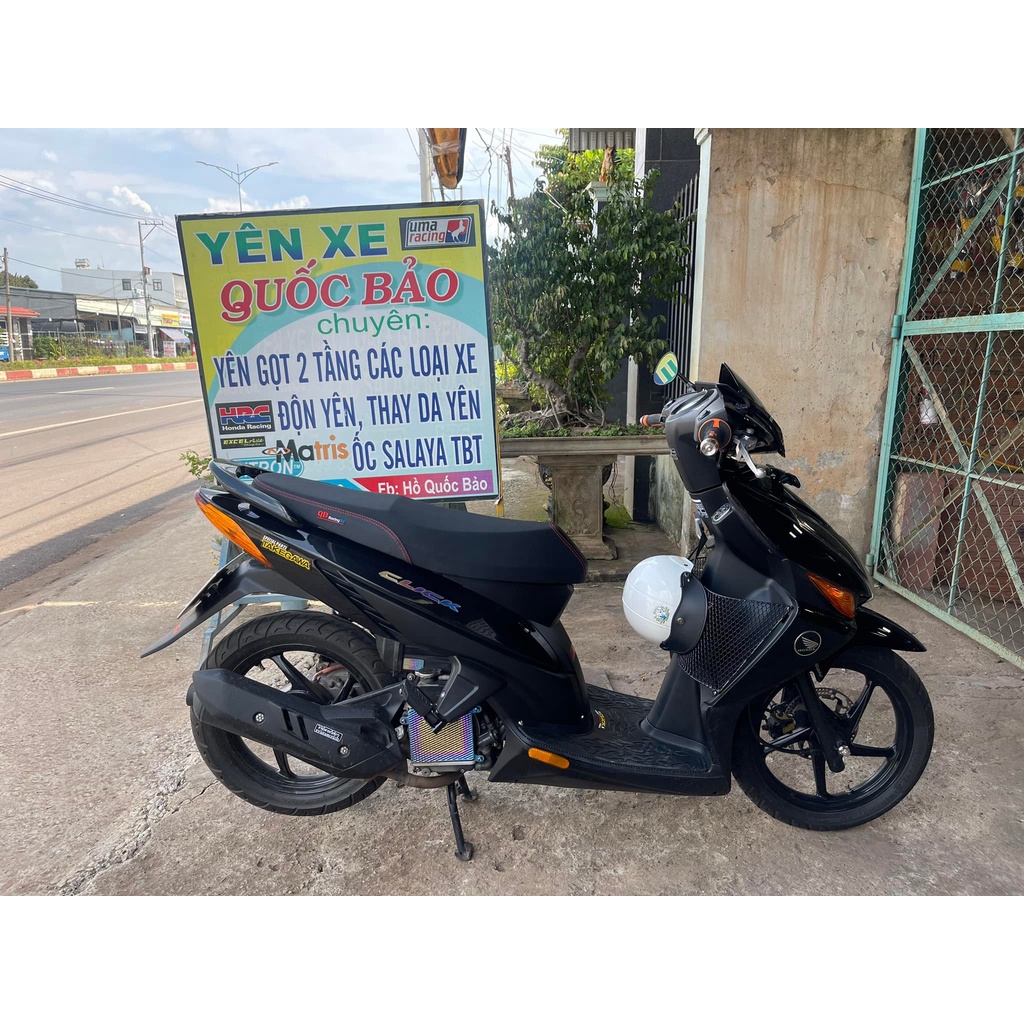 Da yên thái 4d full đen viền chỉ đỏ co giãn 4 chiều thích hợp cho mọi loại xe trên thị trường