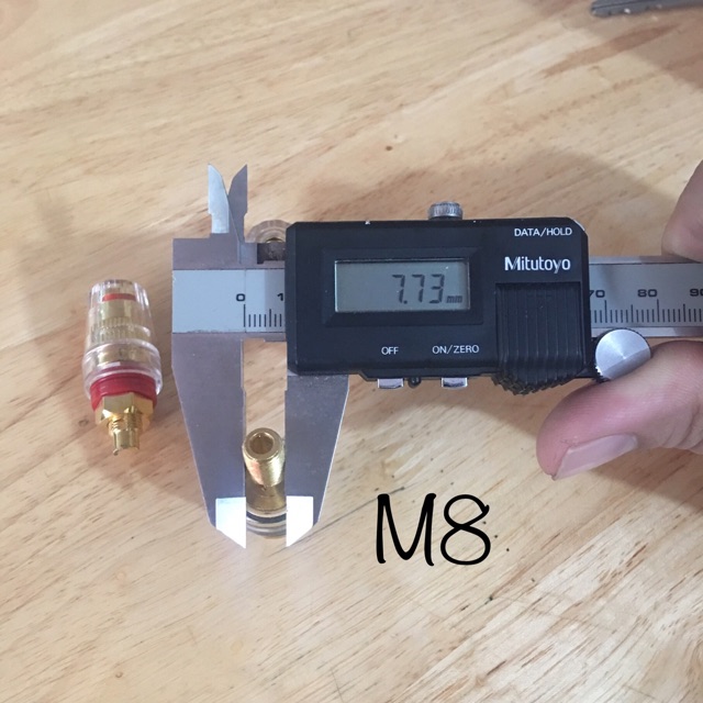 Cọc loa đồng vàng kích thước M8 (8mm), cọc bình M6 (6mm) chế vỏ pin lithium sắt 32650 DIY