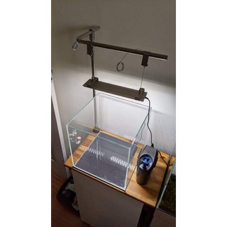 Giá treo gắn đế gỗ cho bể mini