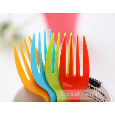 NĨA NHỰA INOMATA⚡𝗙𝗥𝗘𝗘 𝗦𝗛𝗜𝗣 ⚡Thiết kế vừa với miệng của các bé còn nhỏ, đang trong quá trình tập ăn