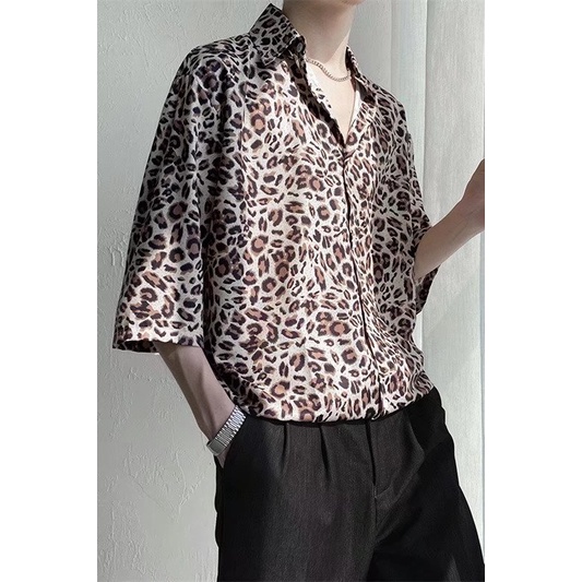 Áo Sơ Mi Lụa Lạnh Tay Ngắn In Họa Tiết Da Báo Phong Cách Nhật Bản Cho Nam