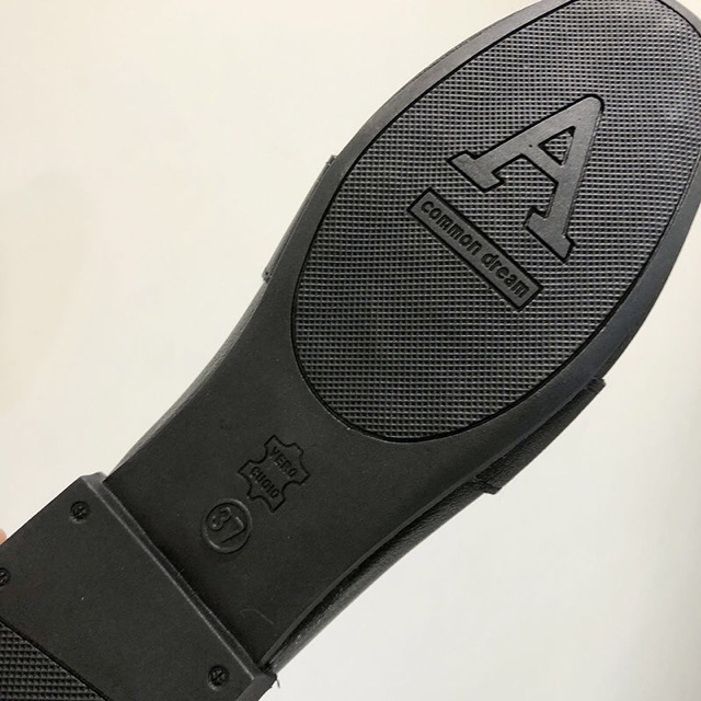 Giày cá tính mã 103