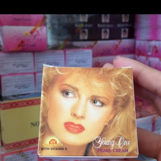 KEM CÔ GÁI TÓC XÙ (YOUNG ONE) loại 1