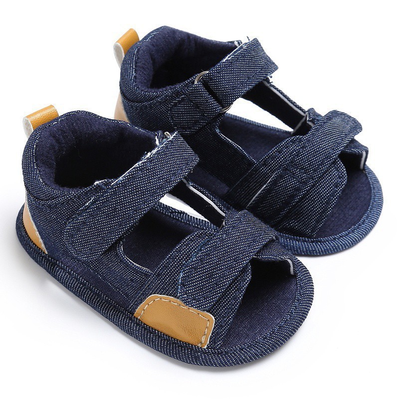 Giày Sandal chống trượt dễ thương cho bé tập đi