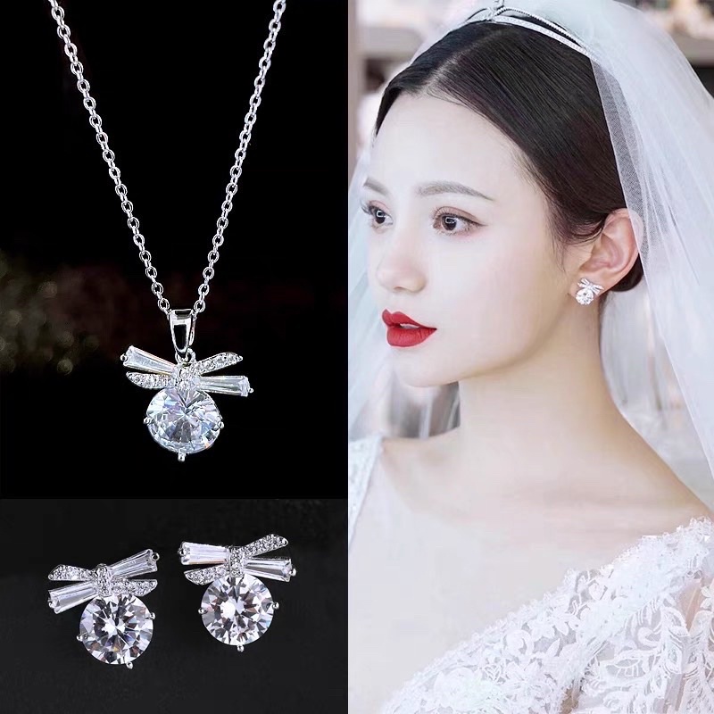Bông tai cô dâu bạc ý đính đá đi tiệc DaLiA Jewelry hình đá pha lê trắng