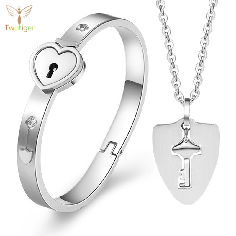 Vòng đeo tay và dây chuyền kiểu dáng ổ khóa trái tim và chìa khóa cho cặp đôi