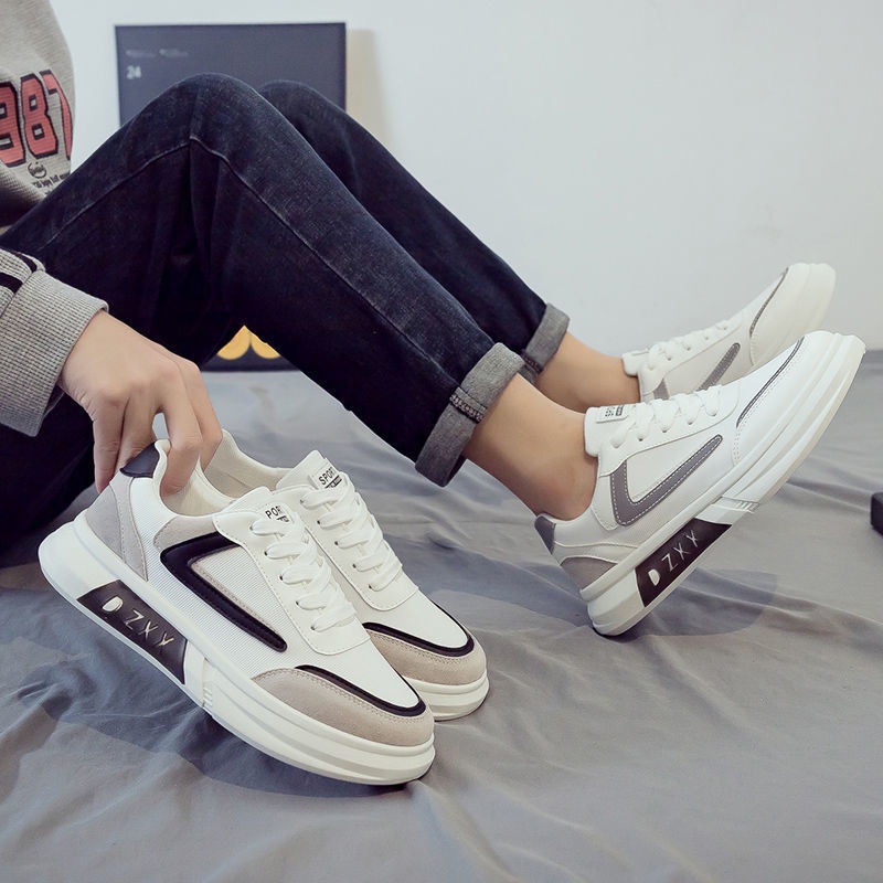 Đôi giày sneaker canvas cổ thấp thời trang dành cho nam