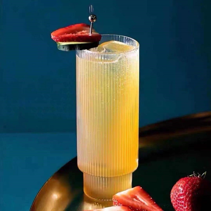 Ly Uống Cocktail Kẻ Sọc Phong Cách Bắc Âu