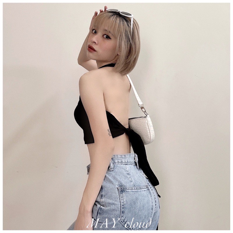 BLACK NECK TOP BY MAYCLOUD