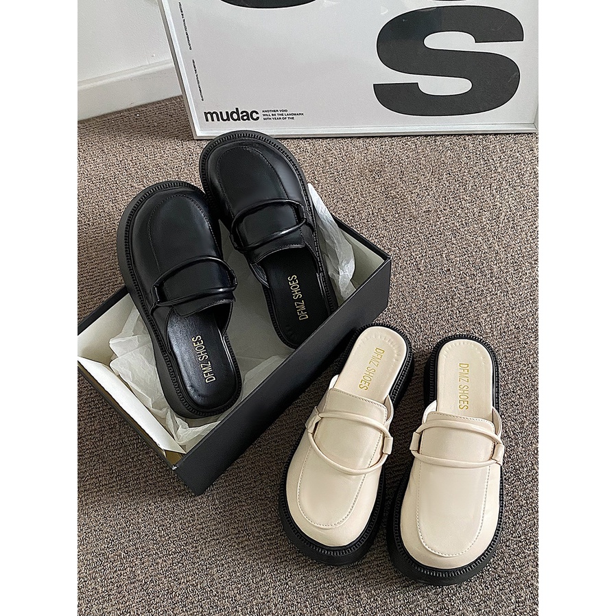 Sục Nữ Đế Bánh Mì Giày Hở Gót Mẫu Mới