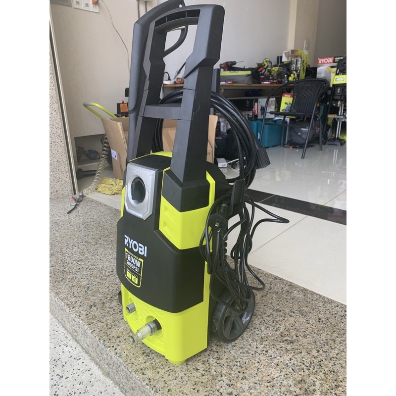 Máy Rưa xe Ryobi 1800w