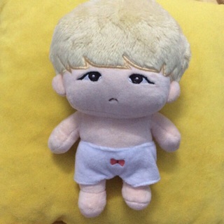 BÚP BÊ SYUBEE SUGA BTS KÈM OUTFIT