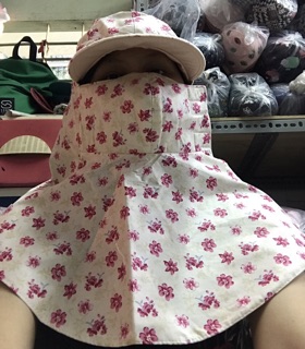 nón xoè bông đan thanh
