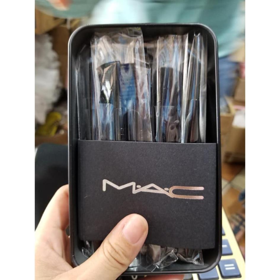 Bộ cọ trang điểm SSR Mac 12 Món (LA3748)