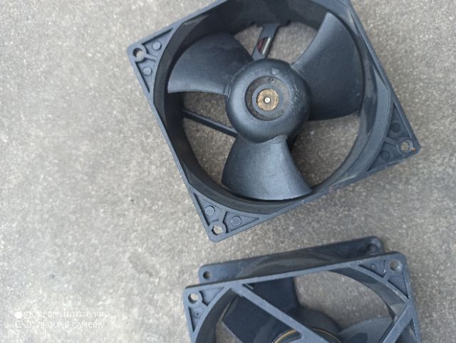 Quạt delta 12v 0.63A , vuông 9cm x3.8 3pin