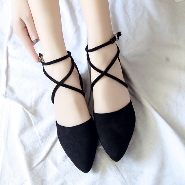 Giày nữ da lộn quai chéo 3 phân đen