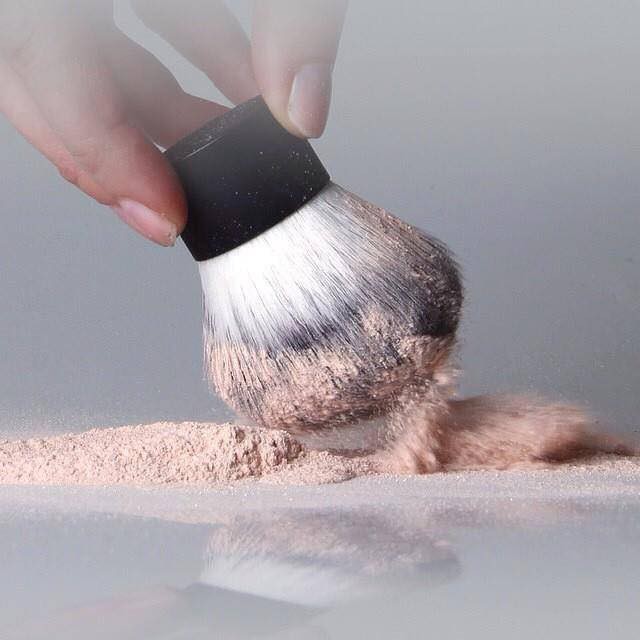 Cọ Kabuki Tán Phấn  Chuyên Nghiệp ELF Studio Kabuki Face Brush