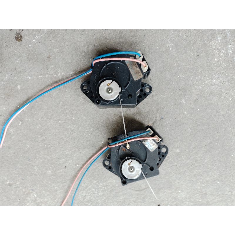 Mô tơ xả/ Van xả kéo máy giặt sanyo tháo máy